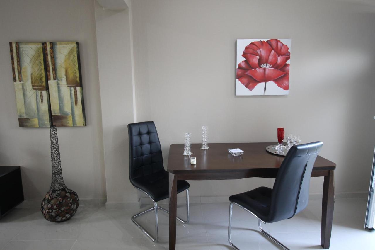 Markópoulon Christa'S Home Near Ath Airport מראה חיצוני תמונה